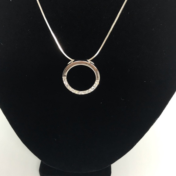 CZ Halo Pendant - Picture 2 of 3